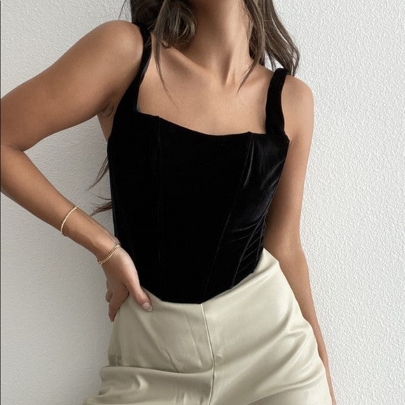 Black Velvet Corset Top - Picture 2 of 4